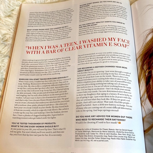 DREW BARRYMORE NEW BEAUTY MAGAZINE  Spring 2019 EUC - Picture 7 of 7